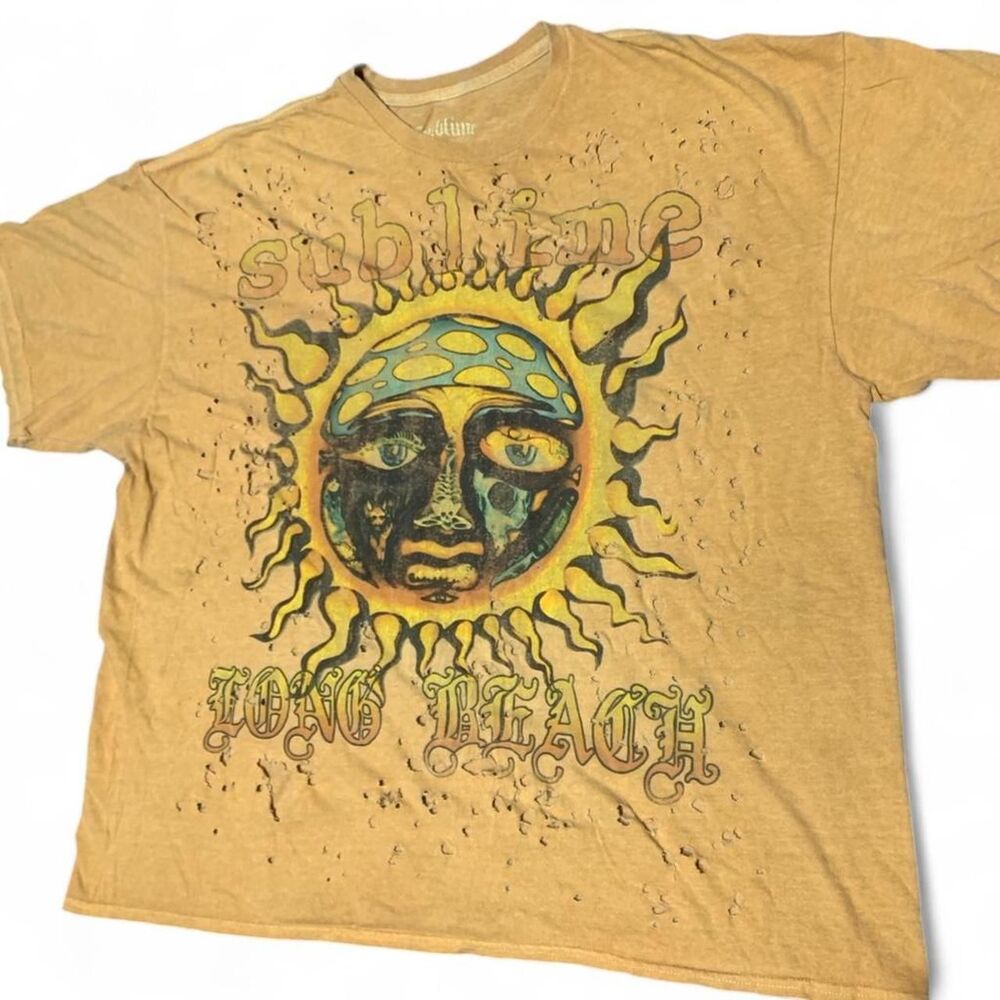 Sublime Long Beach California yellow tee Size L/XL